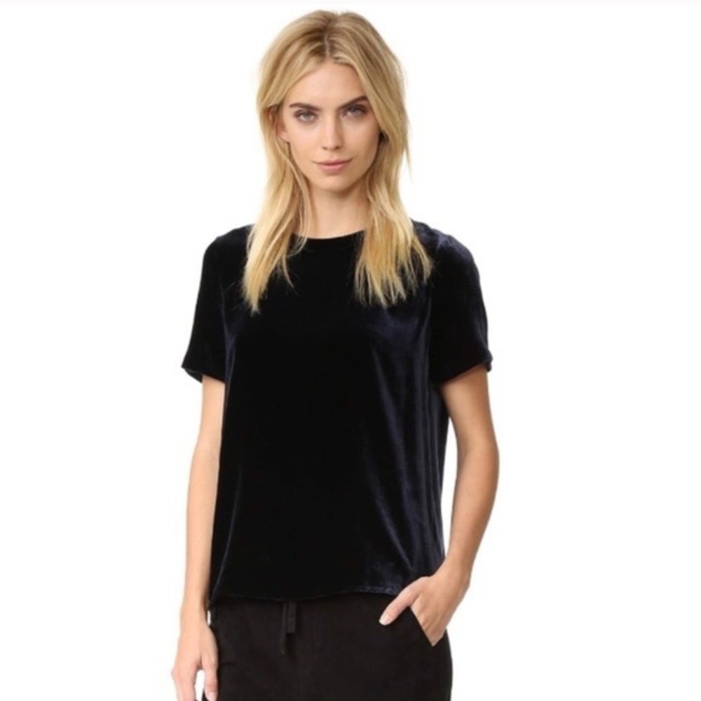 Vince Velvet Snap Back Top in Dark Blue